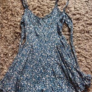 Princess Polly Blue Floral romper